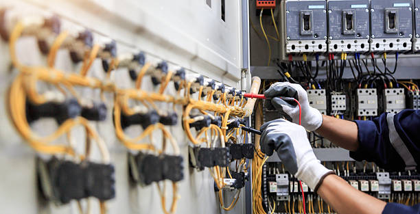 Professional Electrician technician working in Bridgeport, WA